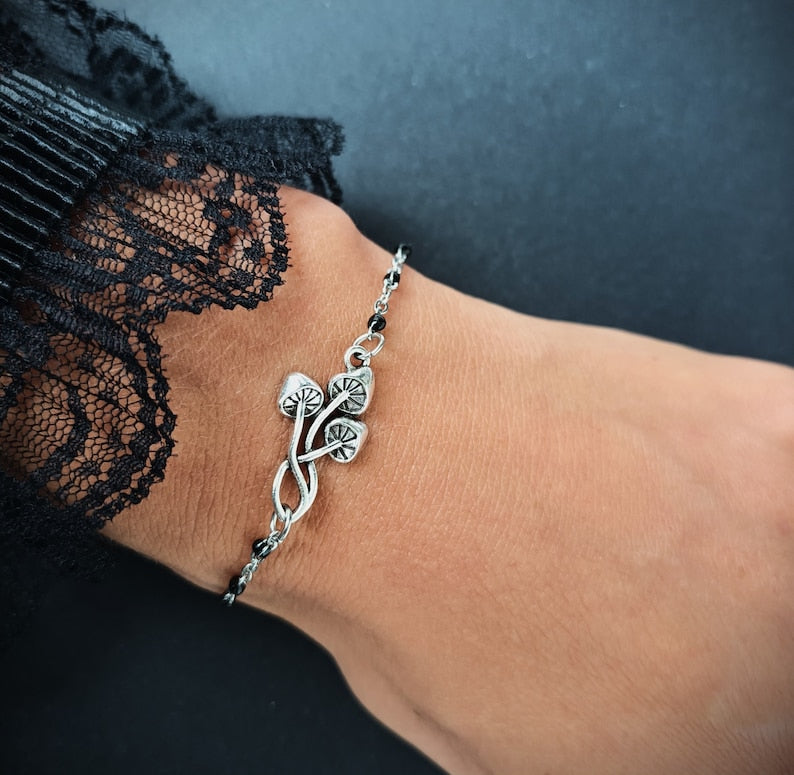 Black Beaded Mushroom Bracelet – Whimsigoth Gothic Jewelry