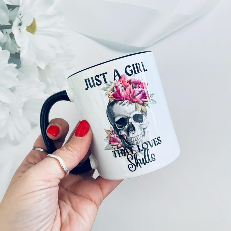 Gothic Skull Mug – Unique Gift Idea for Birthdays and Special Occasions