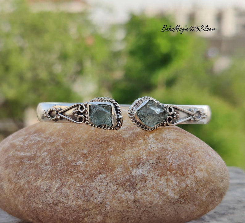 Handcrafted Raw Aquamarine 925 Sterling Silver Gemstone Bangle Bracelet