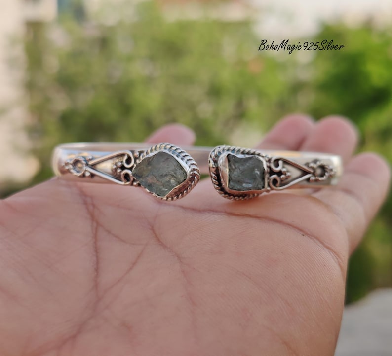 Handcrafted Raw Aquamarine 925 Sterling Silver Gemstone Bangle Bracelet