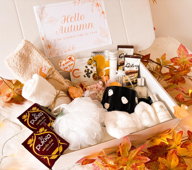 AUTUMN PAMPER HAMPER | Letterbox Gift For Her | Boo Basket | Cosy Self Care Gift | Autumn Gift Box | Halloween Gift Set | Personalised Gift