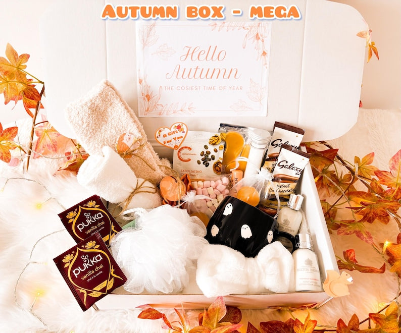 AUTUMN PAMPER HAMPER | Letterbox Gift For Her | Boo Basket | Cosy Self Care Gift | Autumn Gift Box | Halloween Gift Set | Personalised Gift
