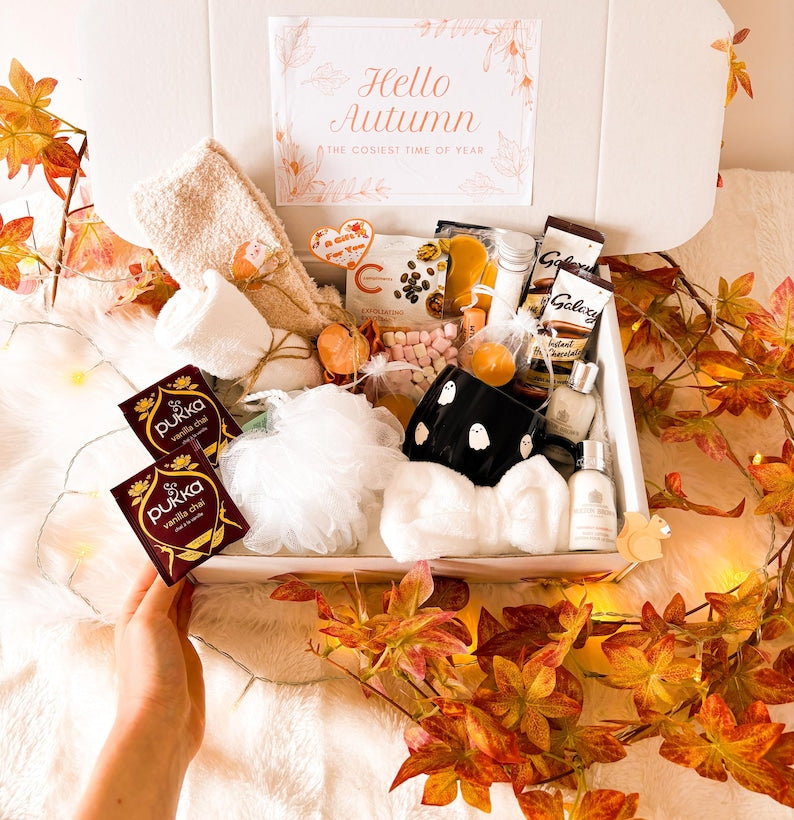 AUTUMN PAMPER HAMPER | Letterbox Gift For Her | Boo Basket | Cosy Self Care Gift | Autumn Gift Box | Halloween Gift Set | Personalised Gift